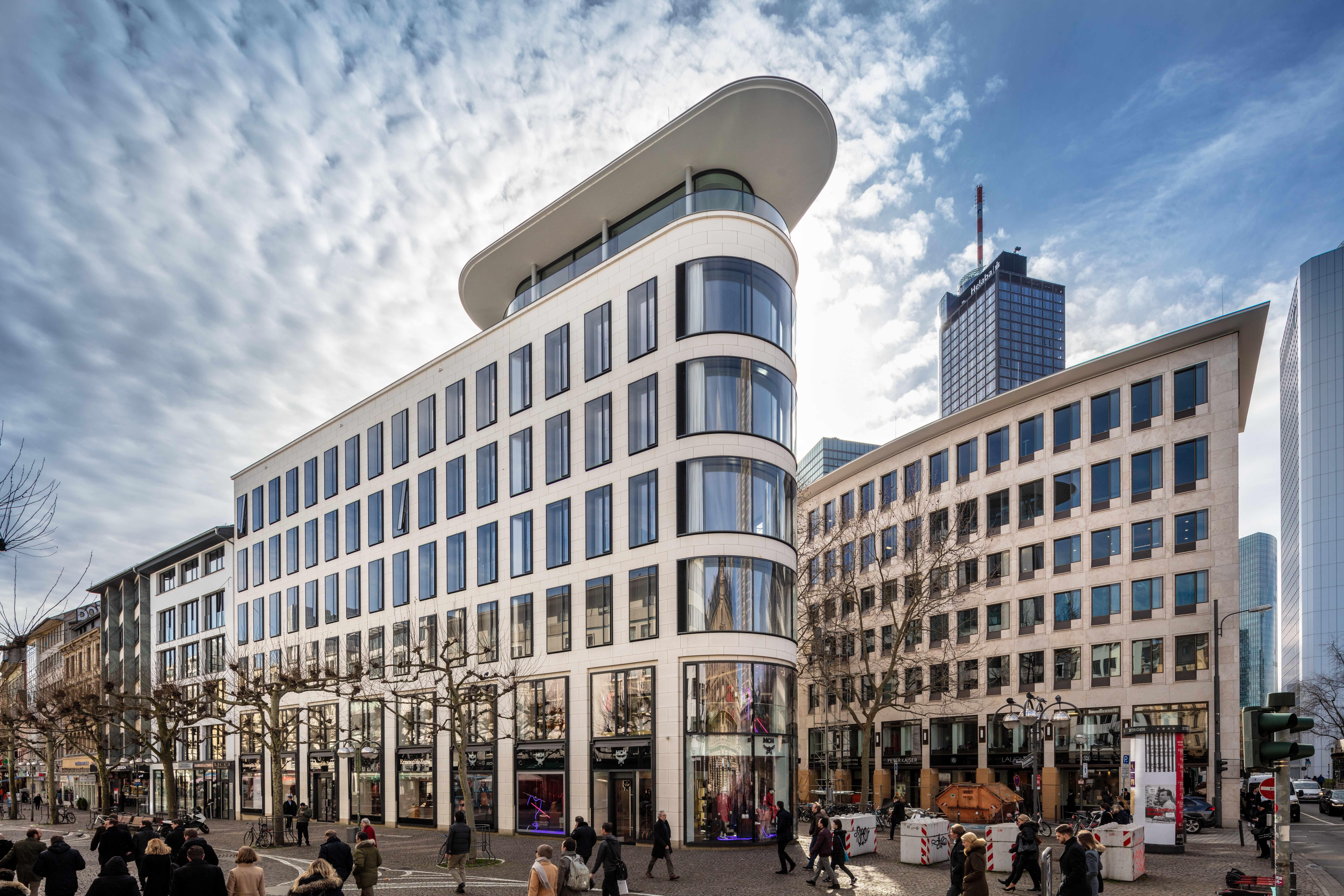 Injektionsbehandlung gegen Falten in Frankfurt bei Fachärzte-Team Plastische Chirurgie an der Alten Oper
