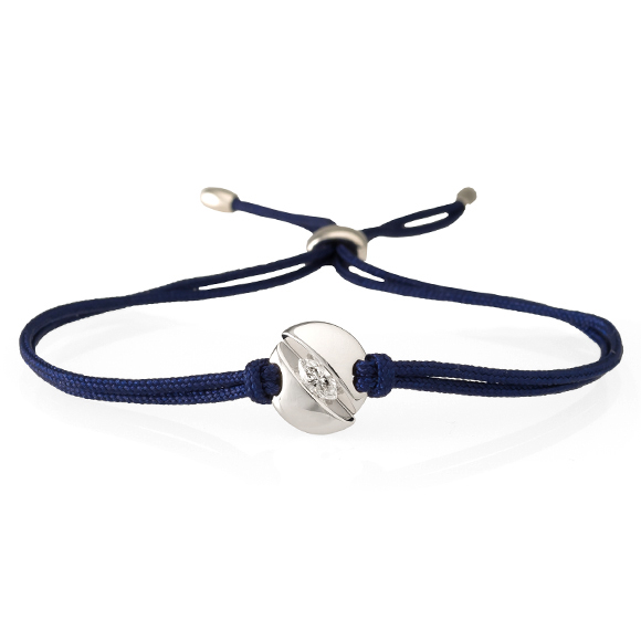 Jubiläumsarmband 750/000 Palladiumweißgold mit einem Diamanten im Navetteschliff 0,15ct. tw/vsi.