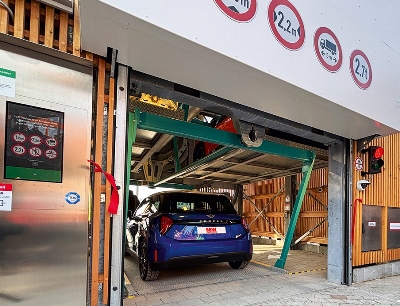 Antriebstechnik von SEW-Eurodrive ist im Einsatz im automatisierten Parkturm von Vepa Vertical Parking, Bild: SEW-Eurodrive
