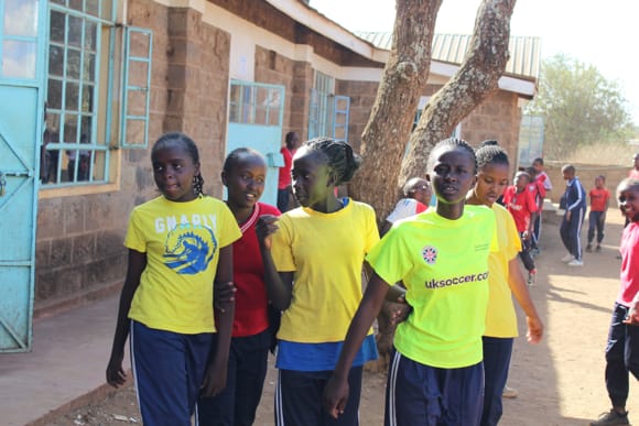 Mädchen an der Academy Munyu