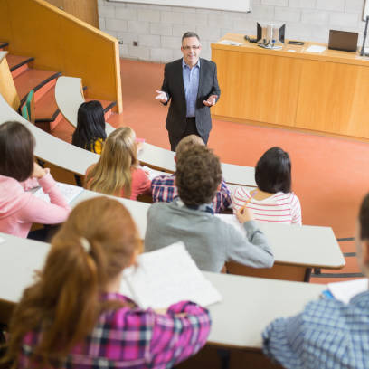 Uni-Barometer 2024: Bundesweite Betreuungsrelation nunmehr bei 1:58