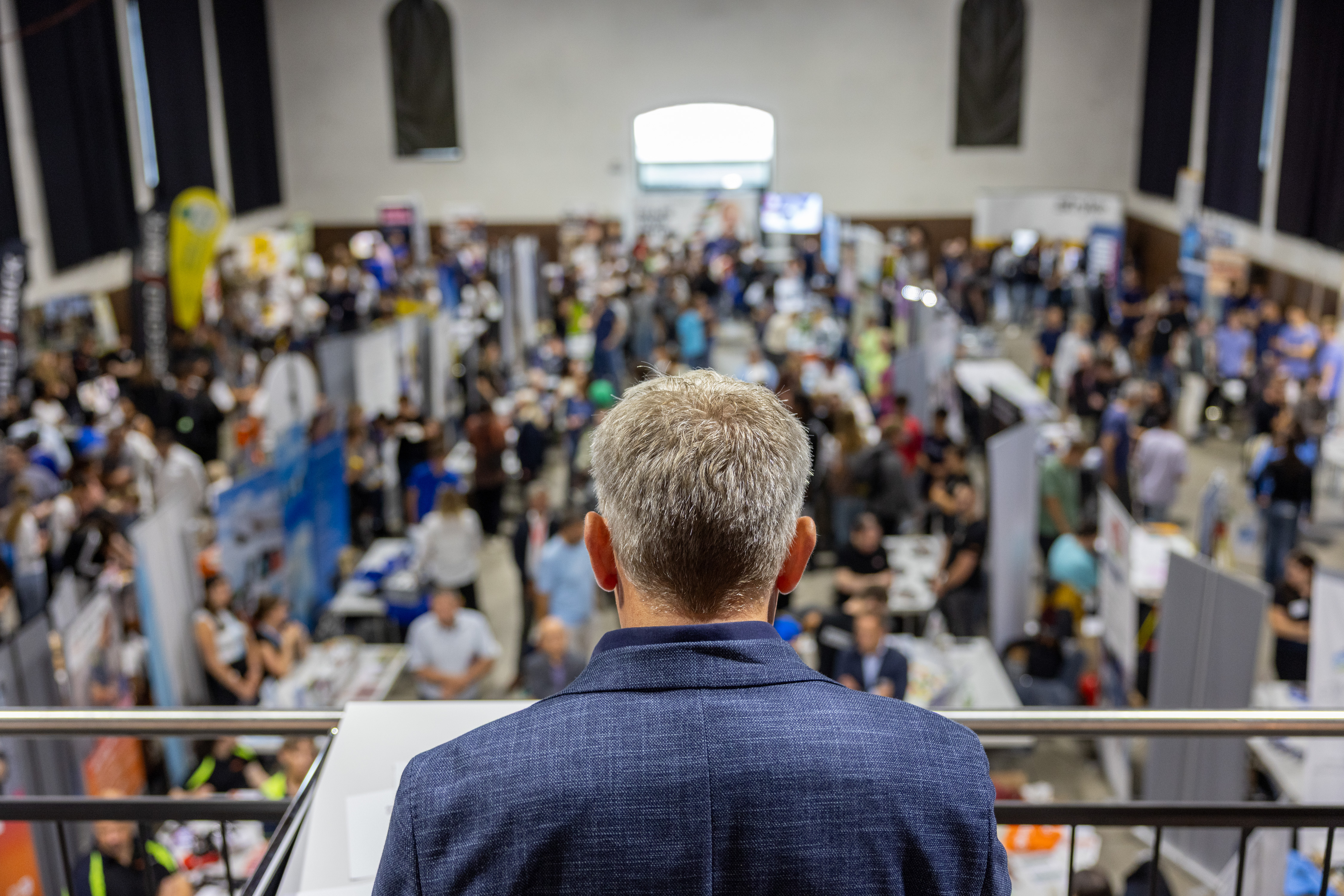 600 pixels wide image