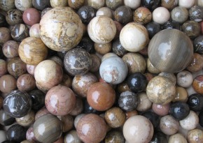 Kugeln aus Marmor