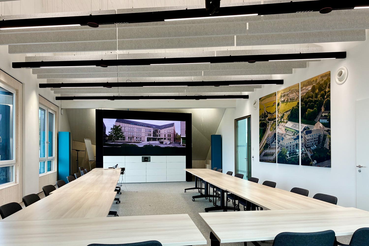 600 pixels wide image