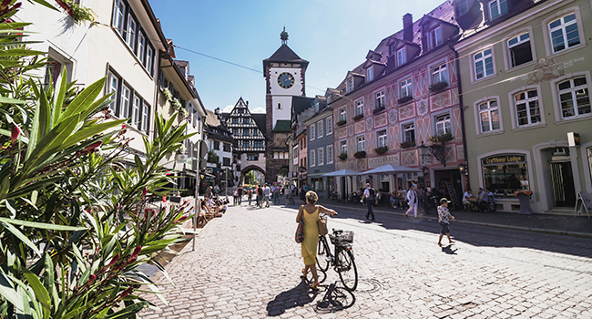 Symbolbild: Stadtansicht Freiburg © Marco Pregnolato auf Unsplash