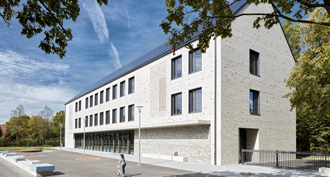 Erweiterung Pestalozzischule in Passivhausstandard (Spiecker Sautter Lauer Architekten PartG mbB, Freiburg) © Miguel Babo Photography