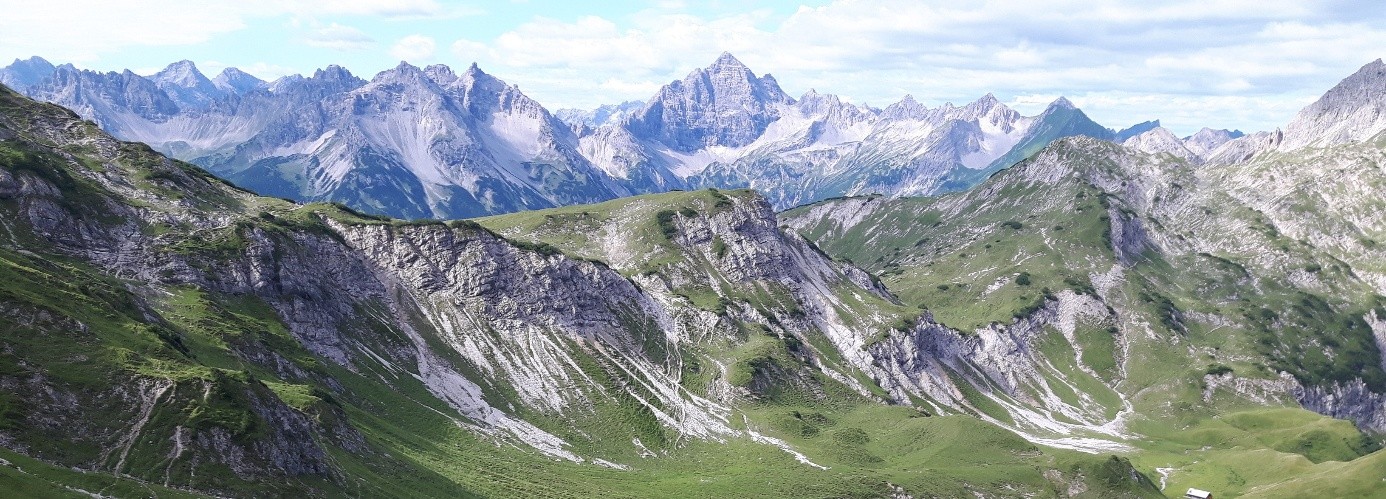 600 pixels wide image