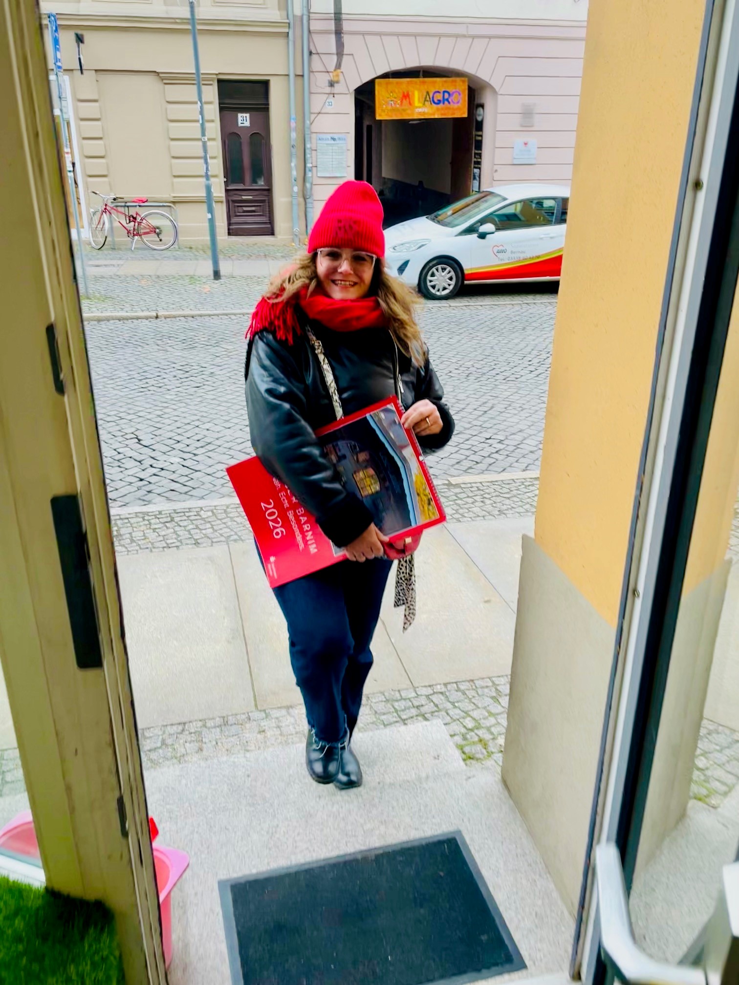 290 pixel image width