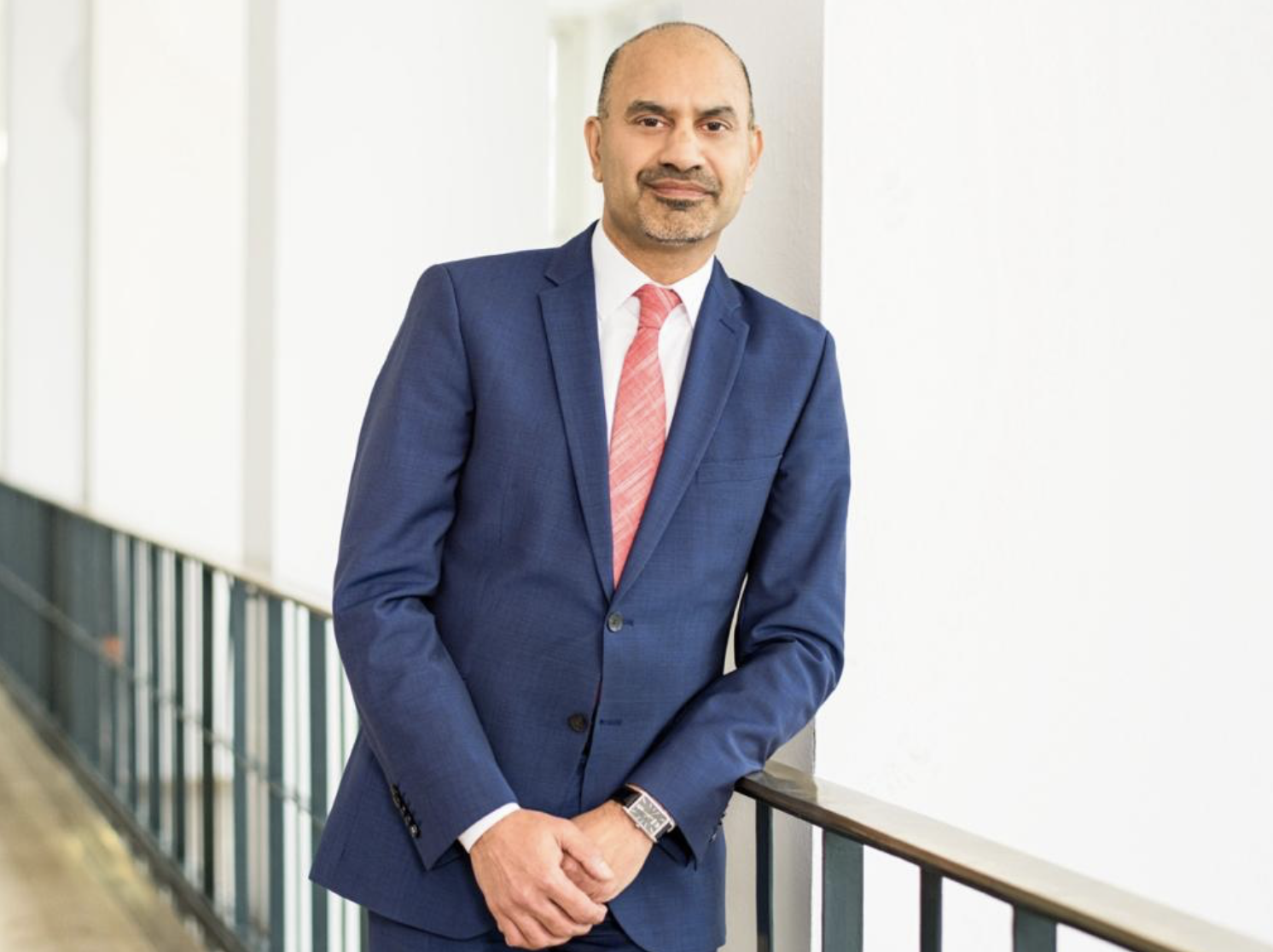 190 pixel image width