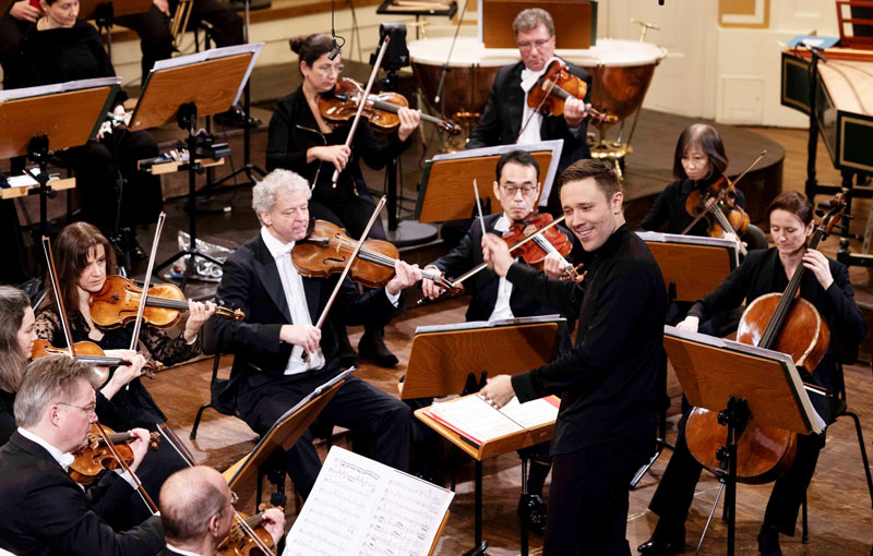 MOZARTEUMORCHESTER SALZBURG