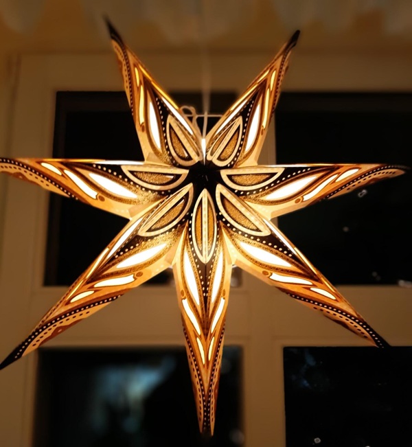 600 pixels wide image