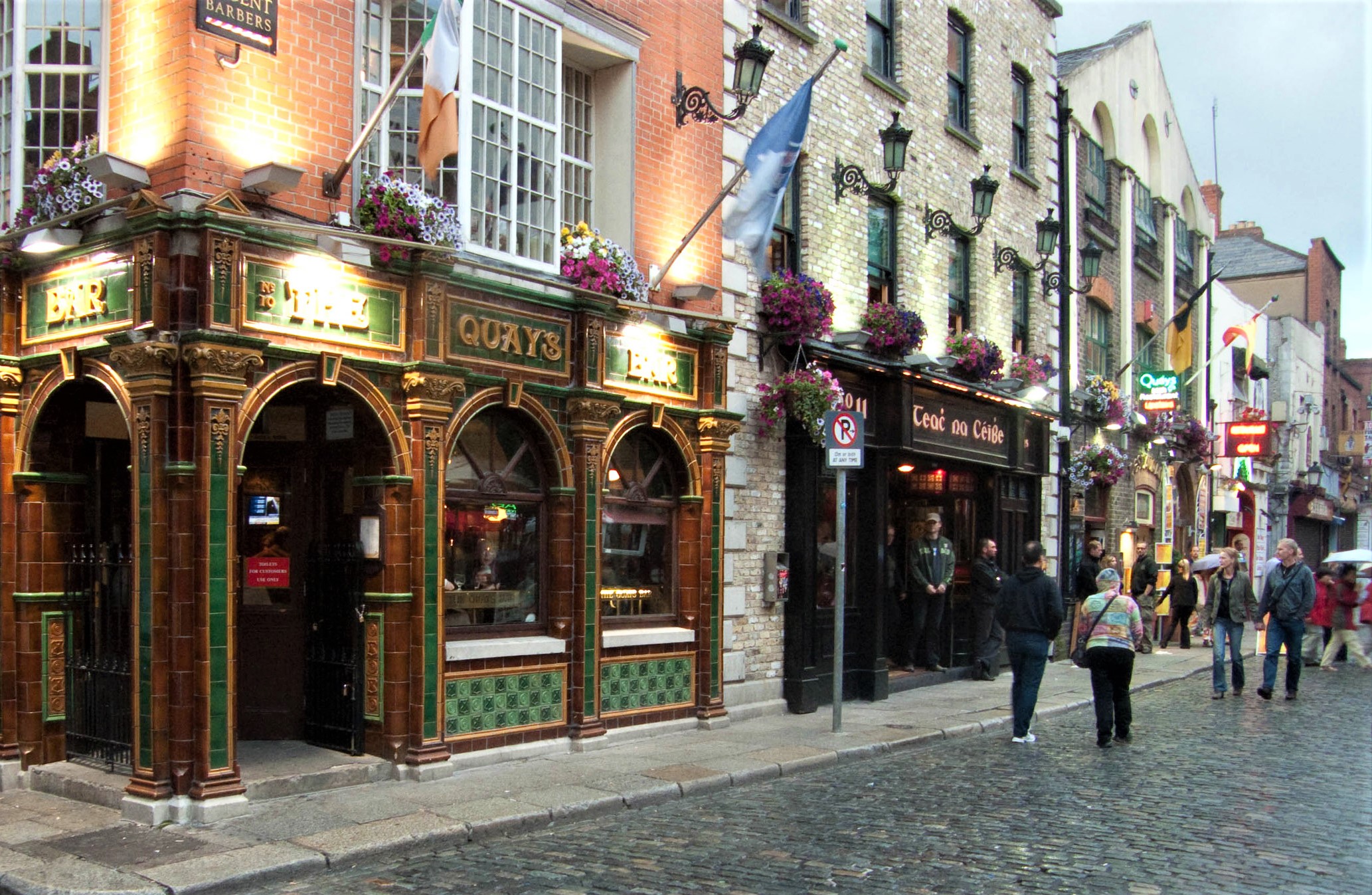 600 pixels wide image