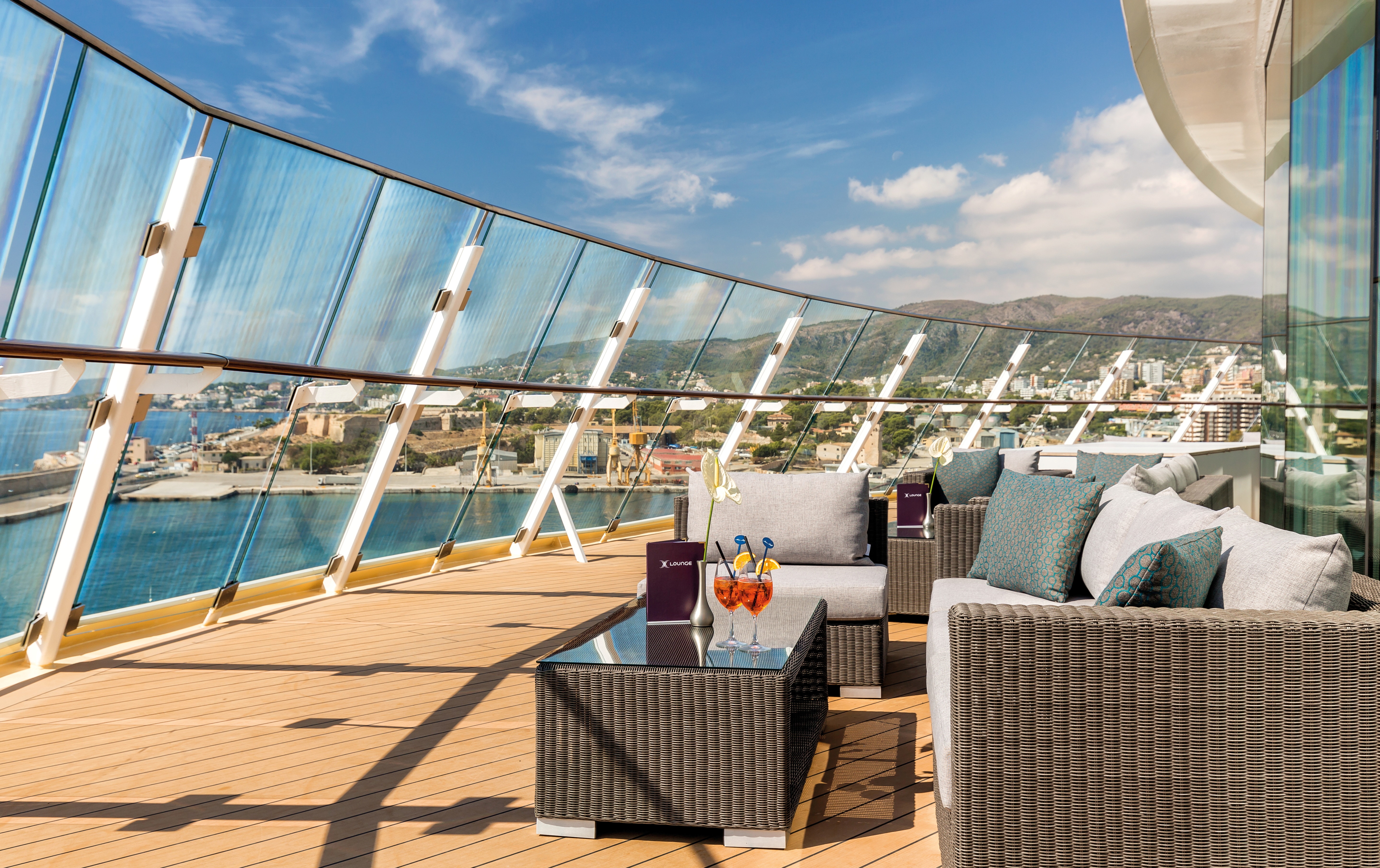 600 pixels wide image