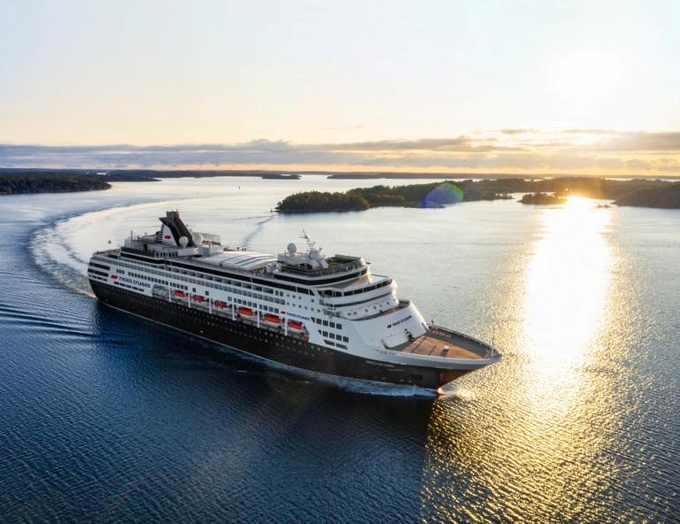 600 pixels wide image