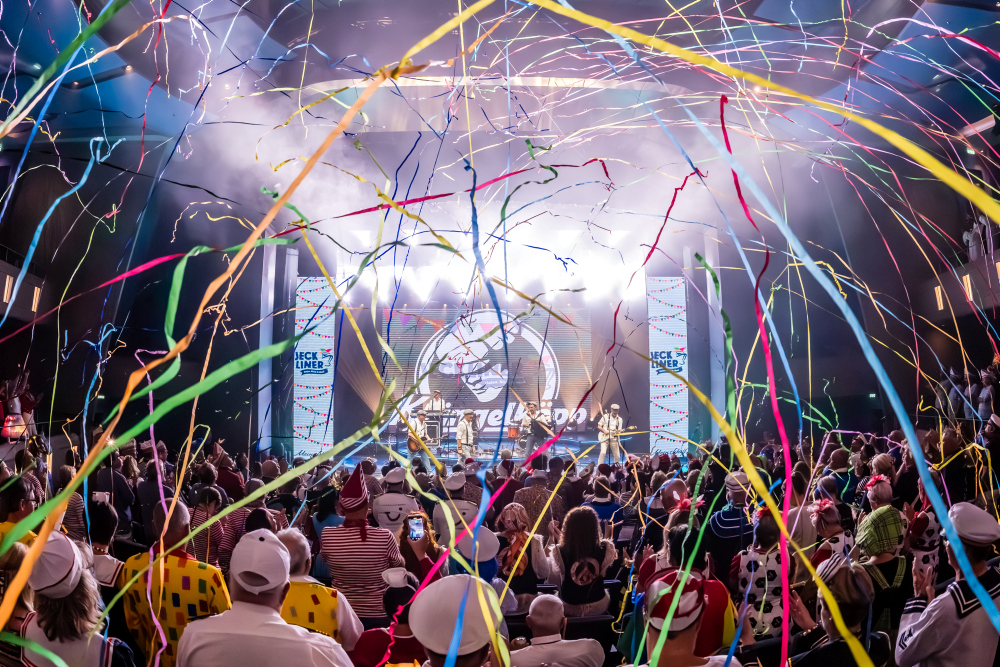 600 pixels wide image