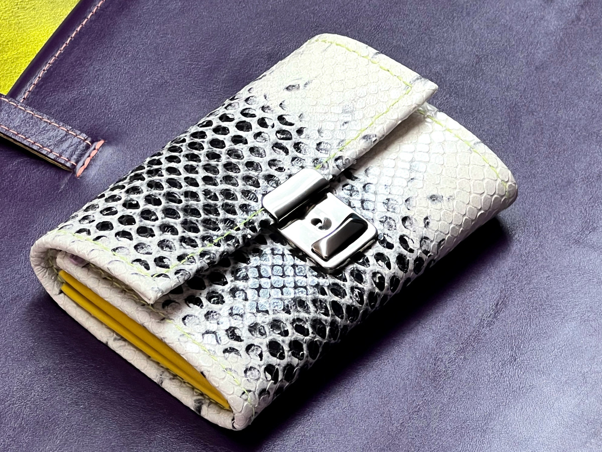 Eine unserer ikonischen Geldbörsen