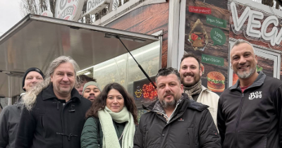 Gruppenbild vor Dönderbude