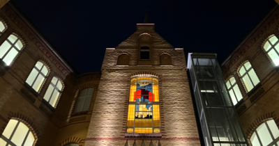 Foto vom Lichtenberger Rathaus bei Nacht