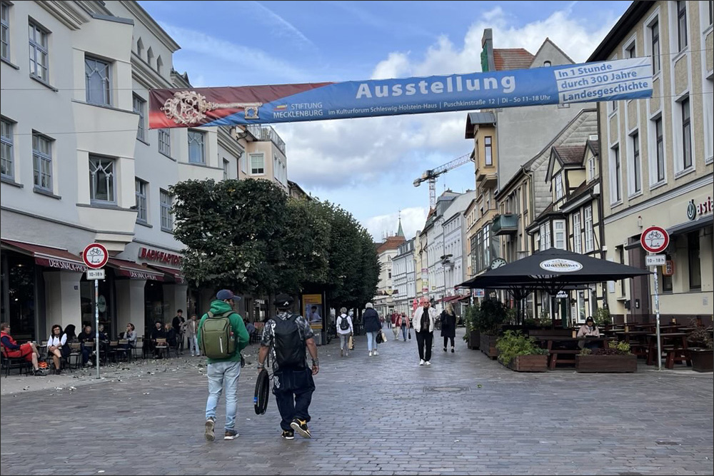 600 pixels wide image