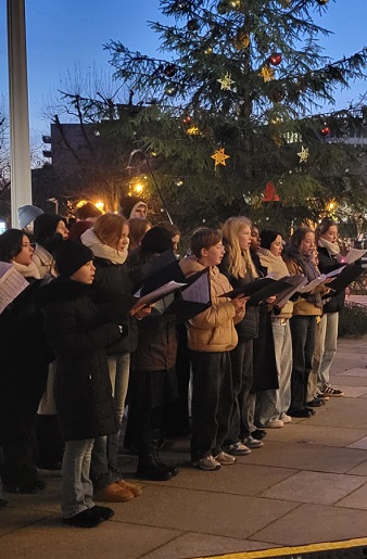 Schüler Marienschule Weihnachtsbaum