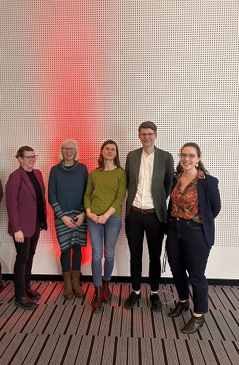 Team bei der Preisverleihung