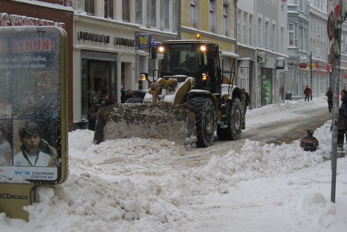 Schnee in der Kröpeliner Straße (Foto: Archiv)
