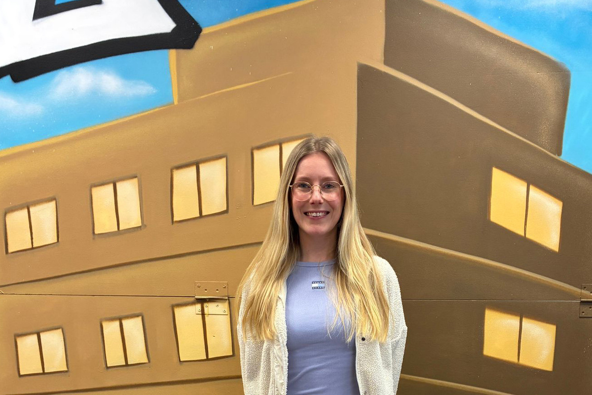 Julia Wenzel ist seit dem 1. Januar 2026 als neue Quartiersmanagerin in Lichtenhagen tätig. | Foto: RGS