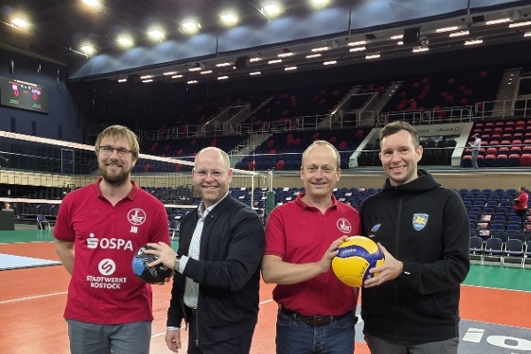 Sie wollen die HanseMesse Rostock als Spielstätte für den Spitzen- und  Profisport erproben. | Foto: inRostock GmbH