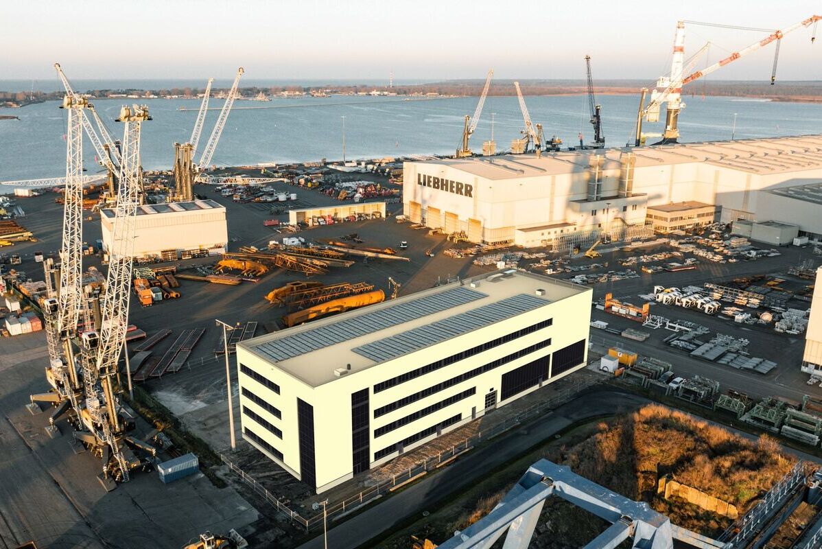 Eine Visualisierung zeigt das neue Instandhaltungsgebäude am Liebherr-Standort Rostock. | Foto: Liebherr-Rostock GmbH