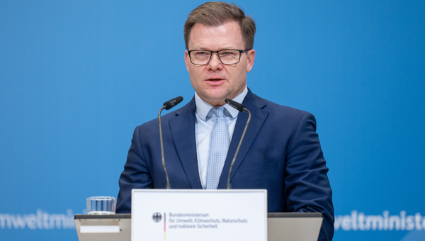 Carsten Schneider auf dem Podium