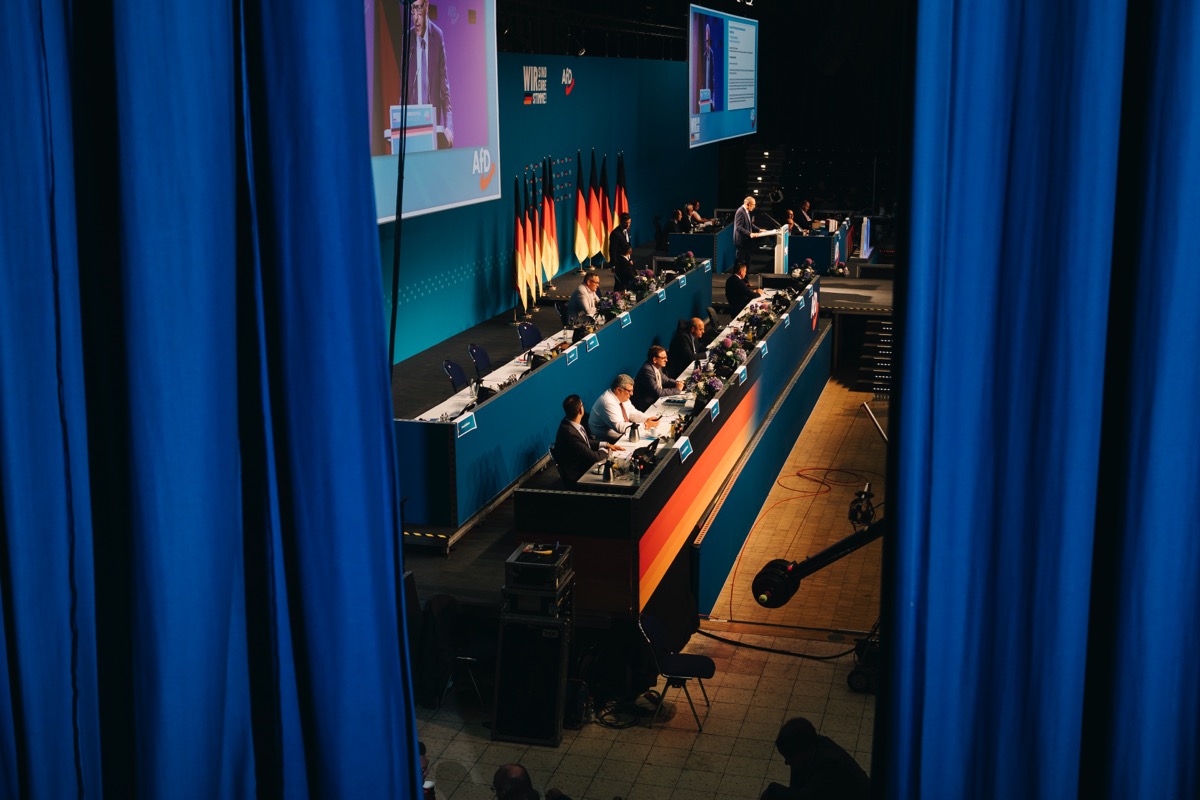 Democracy Dies in Daylight | Rafael Heygster 