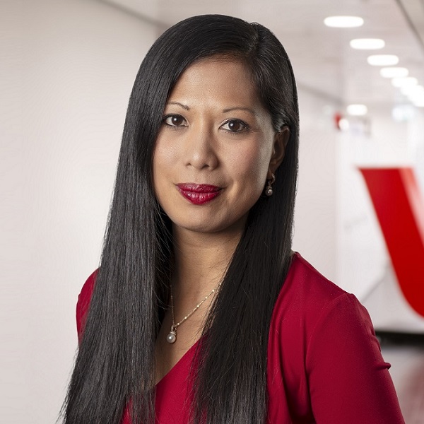 Chris Hofmann, Vanguard