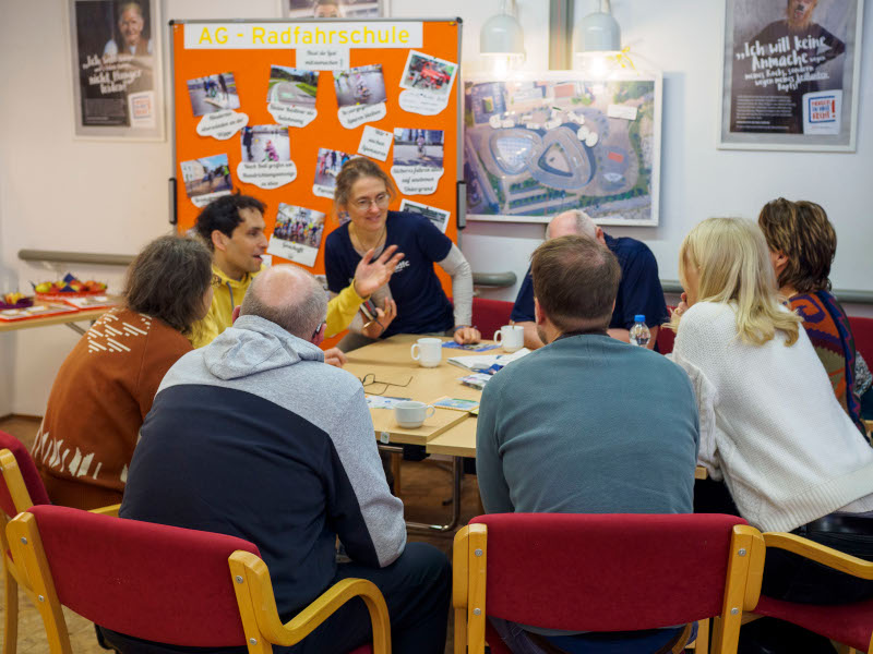 Foto: Speed-Dating-Tisch der Radfahrschule