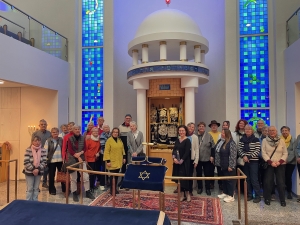 290 pixel image width