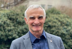 290 pixel image width