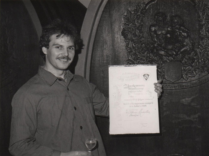 Winzer Heinrich Männle, nach der bestanden Prüfung