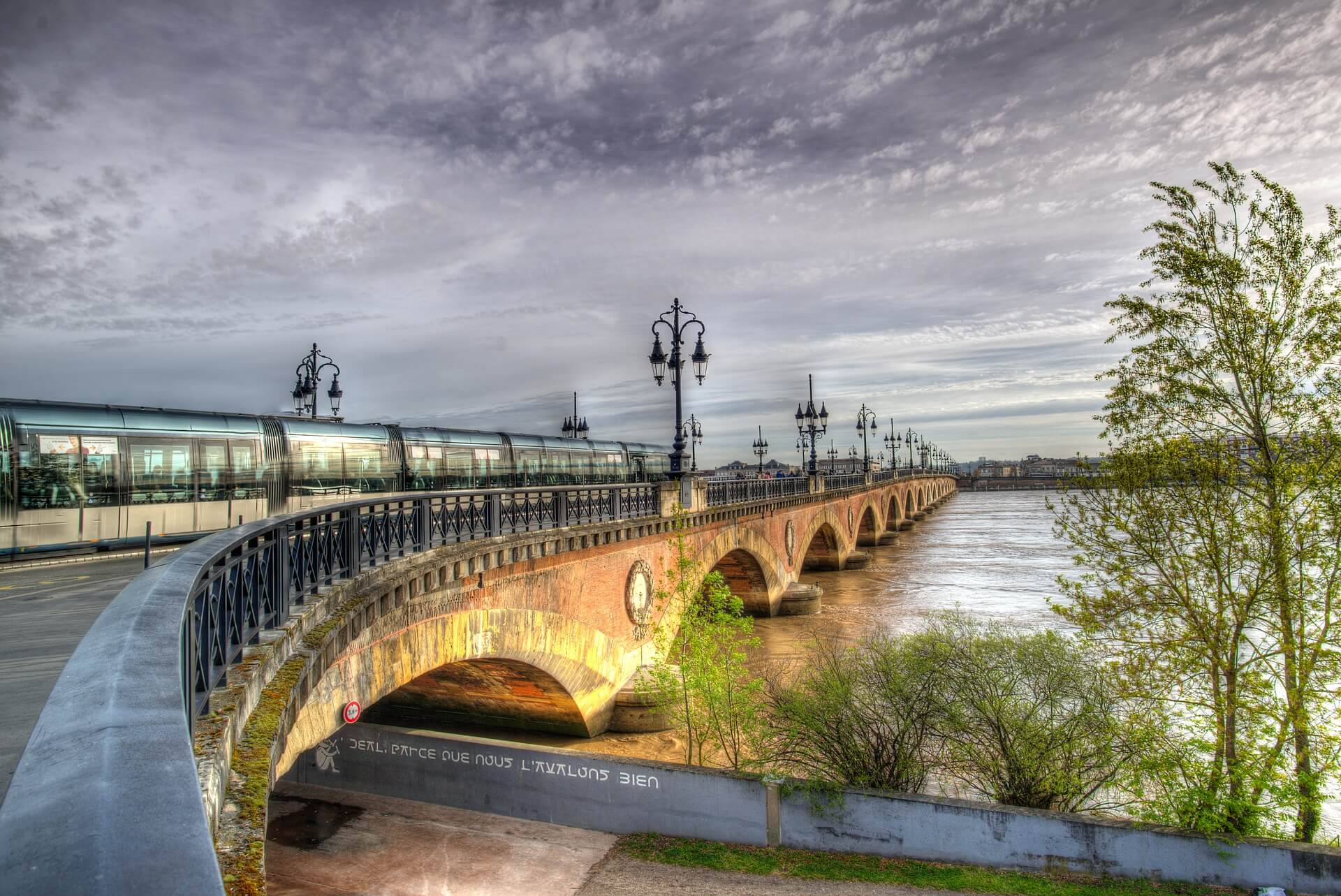 img-bordeaux