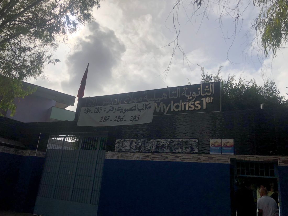 Le Lycée Moulay Driss 1er, où sont aménagés cinq bureaux de votes © LeBrief
