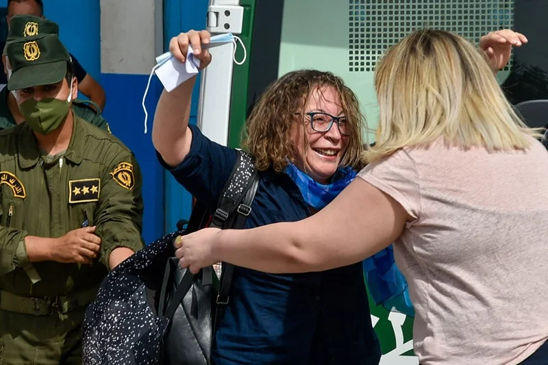 Algérie : lourde peine pour l'opposante Amira Bouraoui