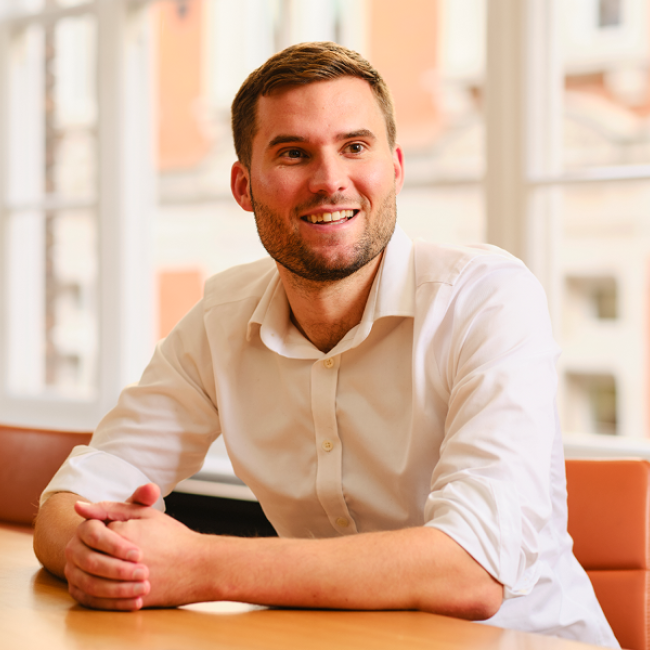 Conversational Head shots6