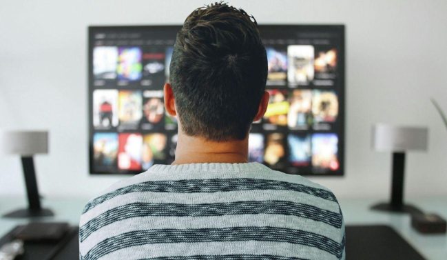 Tv man watching room office modern 1454963 pxhere com 1