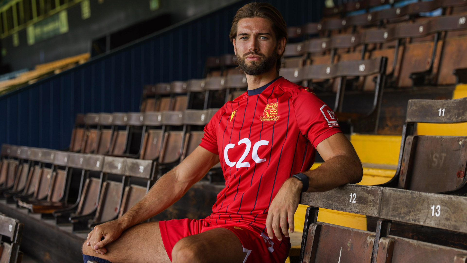New Home And Away Shirts Revealed! | Southend United