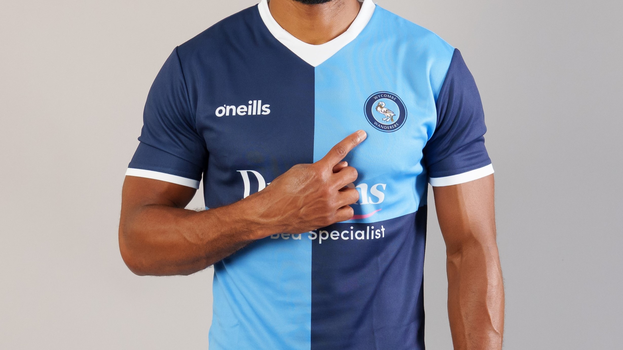 Maillot Domicile Wycombe Wanderers FC – Erreà – Taille S – Neuf Sans étiquette