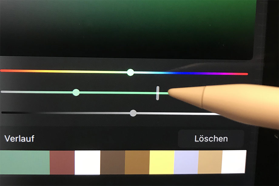 Du siehst beim Schweben eine kleine Markierung bei den Farbreglern.