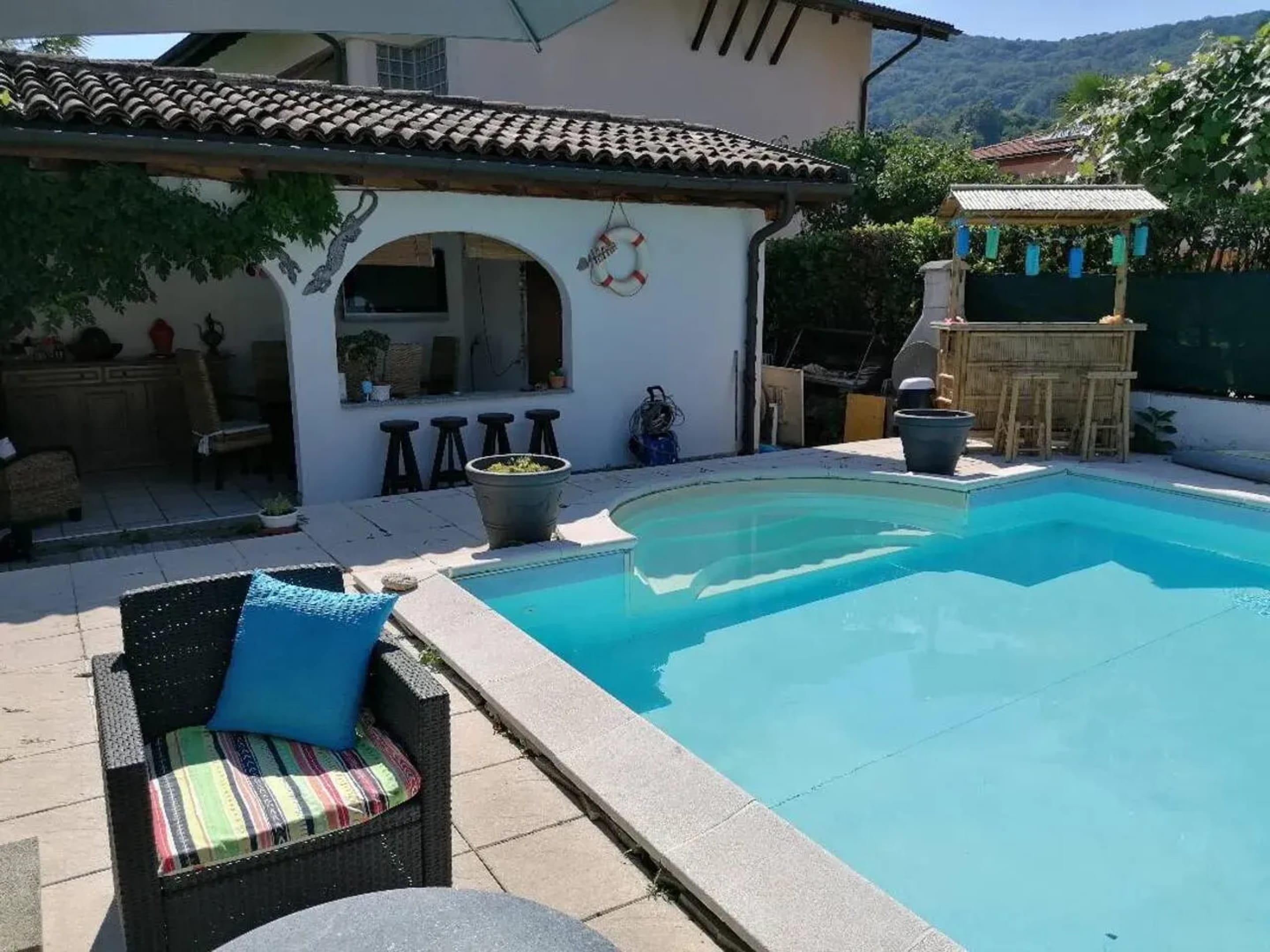 Vue sur piscine