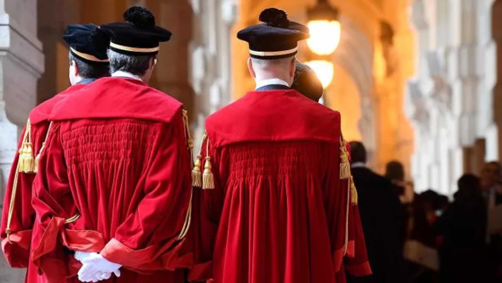 Il patriarcato tra gli uomini e Dio come padre (e madre) di tutti