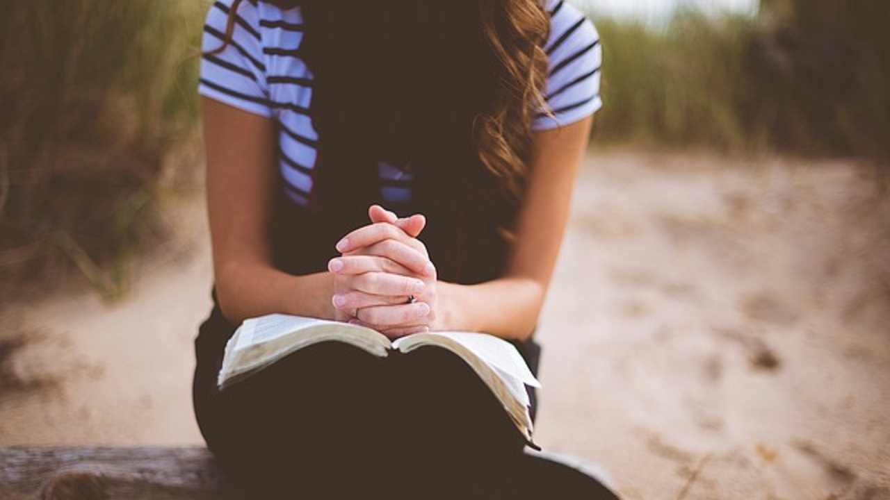 bibbia-people-pixabay