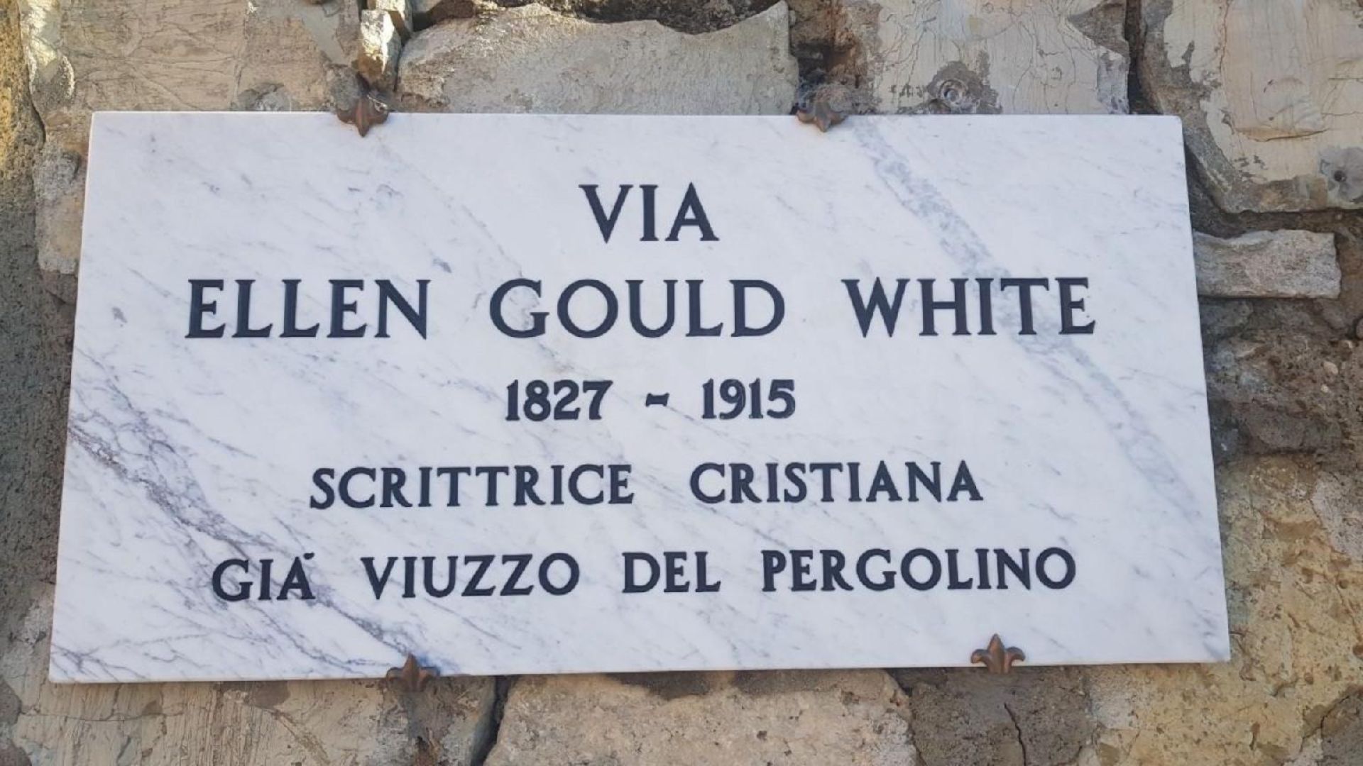 firenze-via-ellen-gould-white-cover-1536×864-1