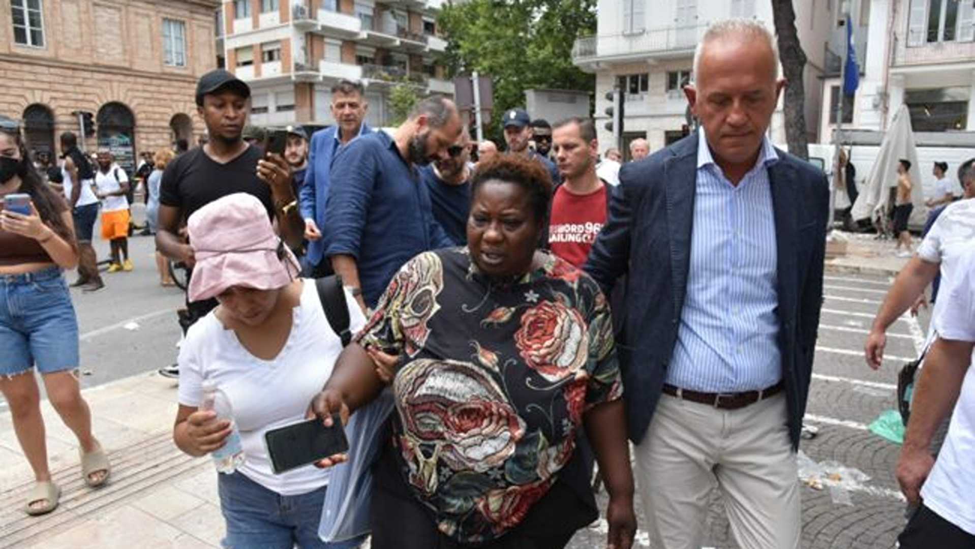 Salvare il debole, a Civitanova come nel Mar Mediterraneo