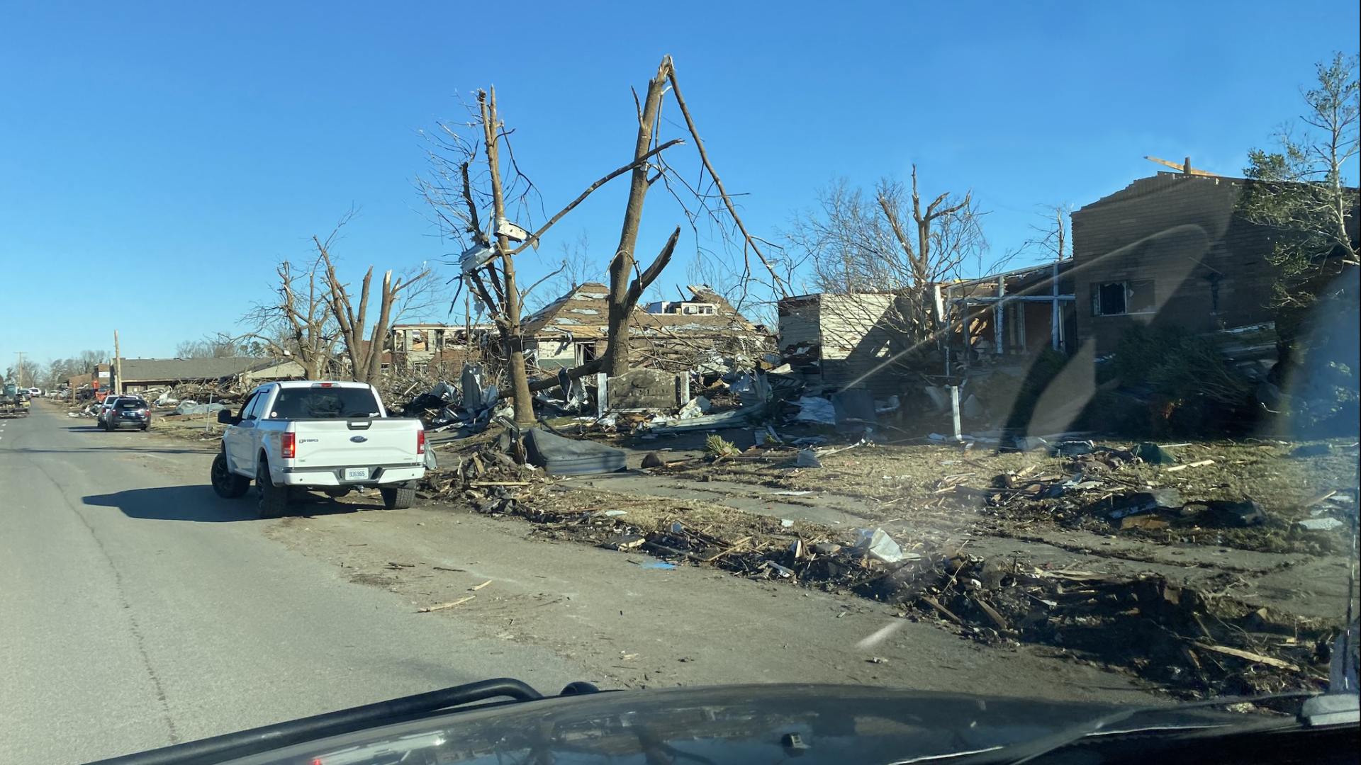 stati-unitii-tornado-kentaky-2-cover